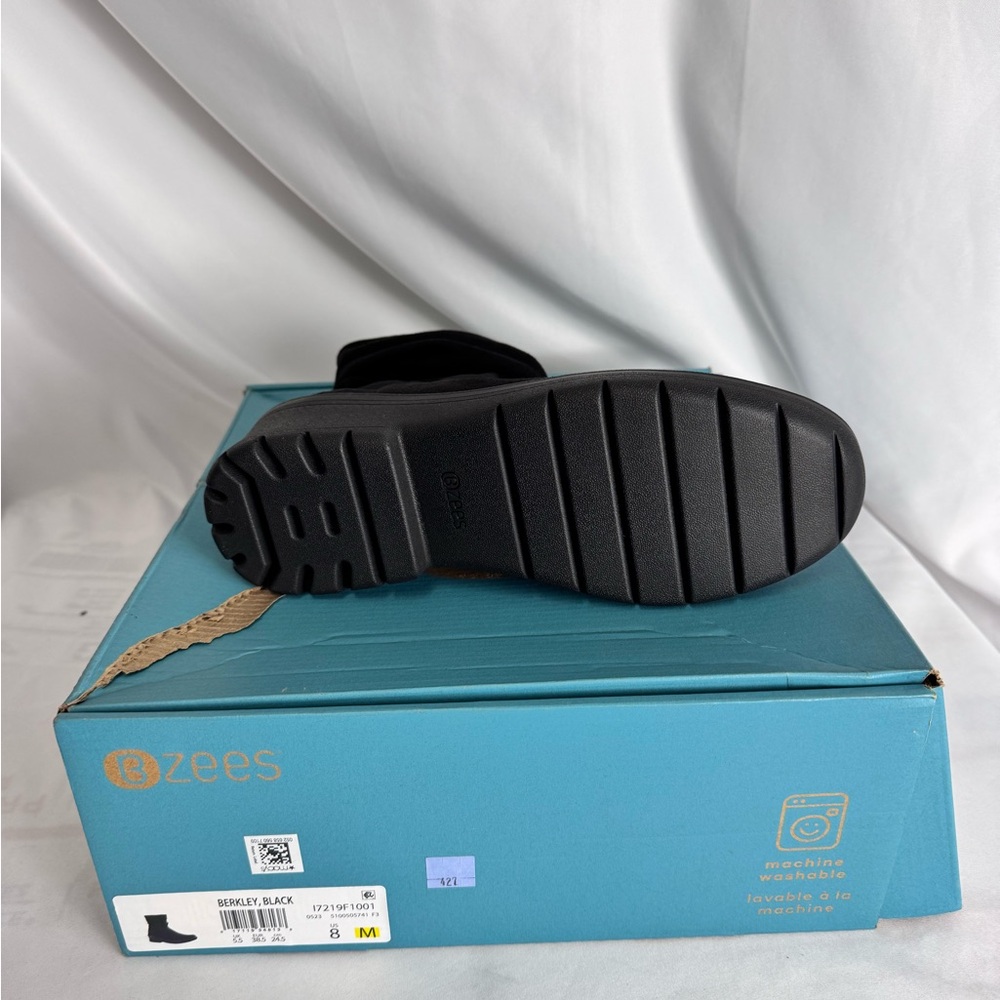 Bzees Black Women's Boots - Picture 4 of 4